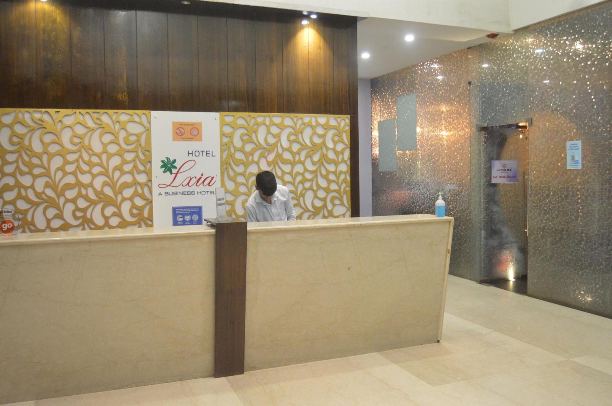 Hotel Lxia Hinjewadi - Indian Nationals Only Pimpri-Chinchwad Экстерьер фото