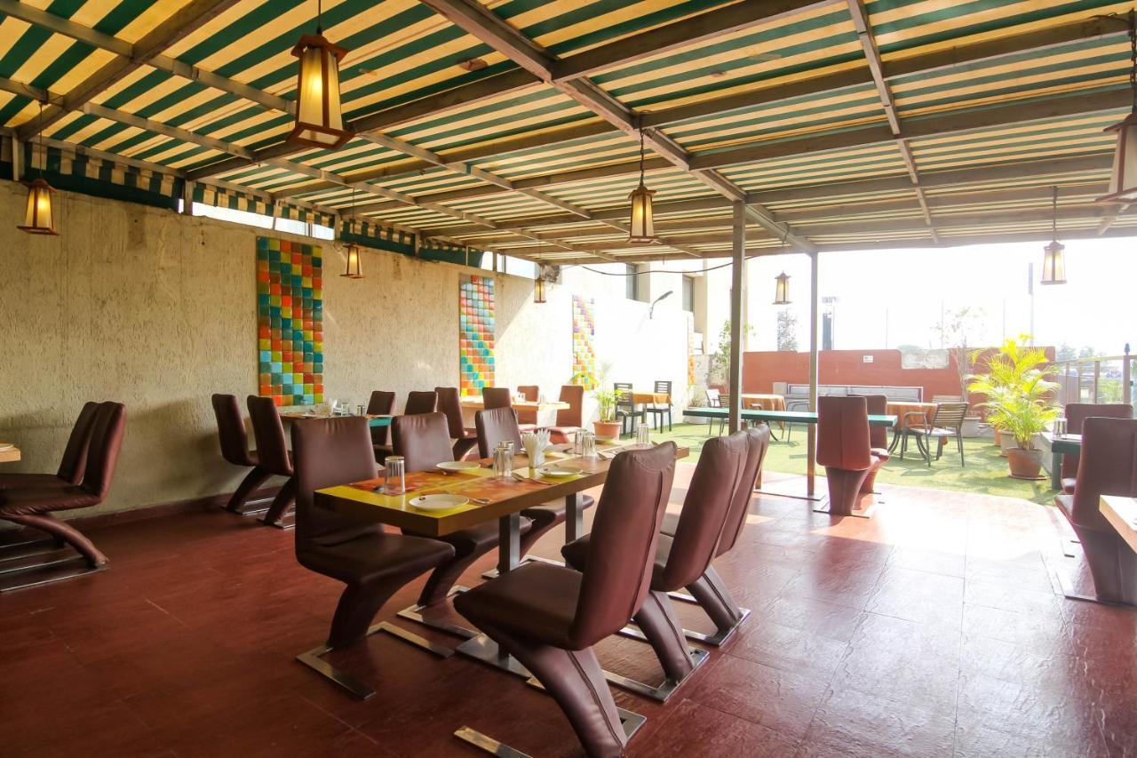 Hotel Lxia Hinjewadi - Indian Nationals Only Pimpri-Chinchwad Экстерьер фото