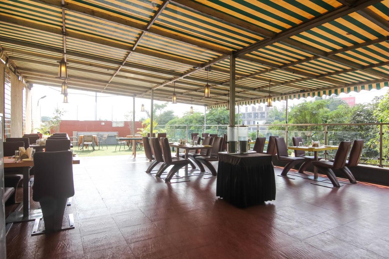 Hotel Lxia Hinjewadi - Indian Nationals Only Pimpri-Chinchwad Экстерьер фото